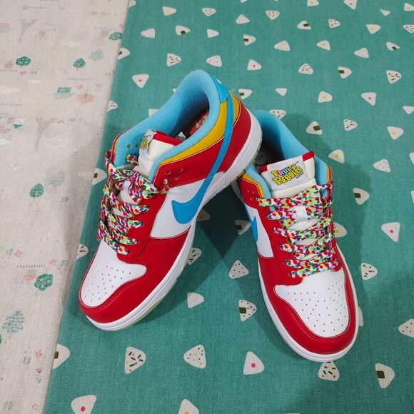 Nike x LeBron James Fruity Pebbles Collection red dunk low - Picture 4 of 7